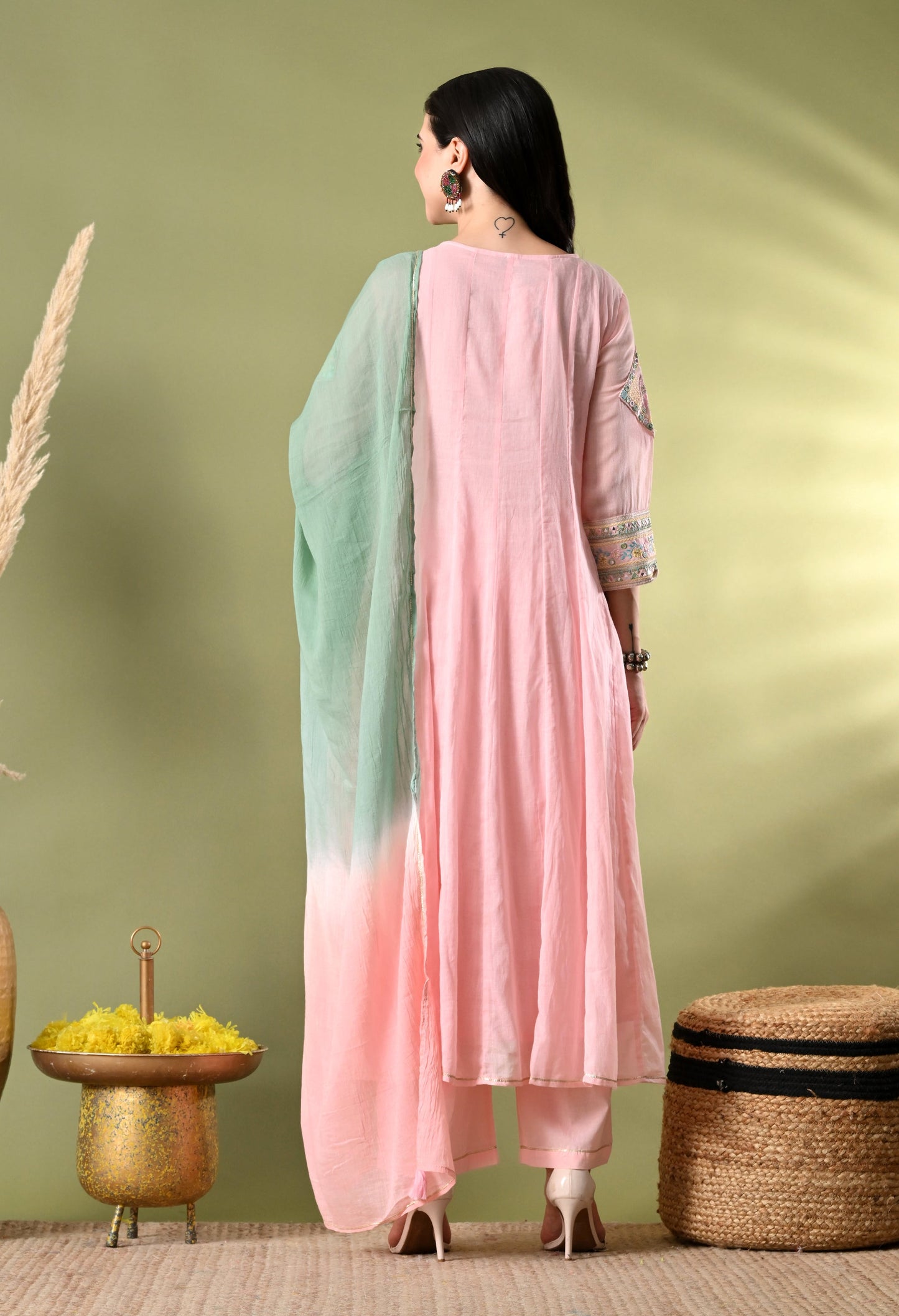 Elegant Light Pink Dream Set
