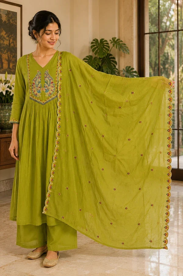 Peacock Grace Embroidered Kurta Set
