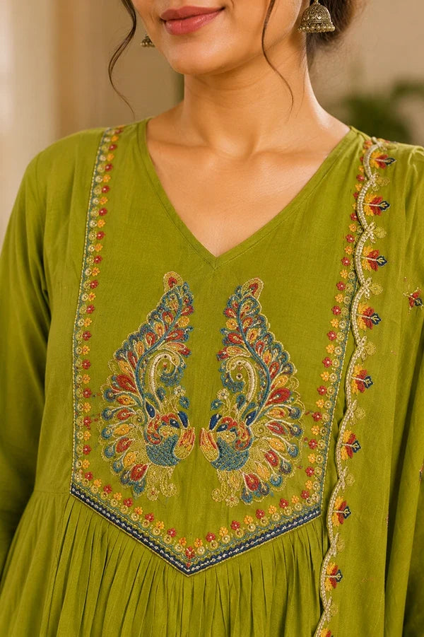 Peacock Grace Embroidered Kurta Set