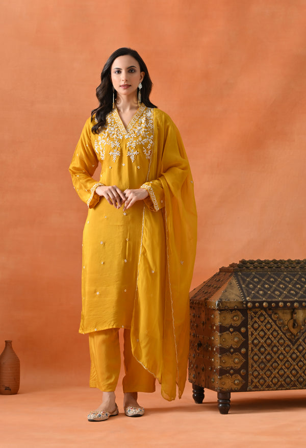Golden Glow Pearl Suit Set