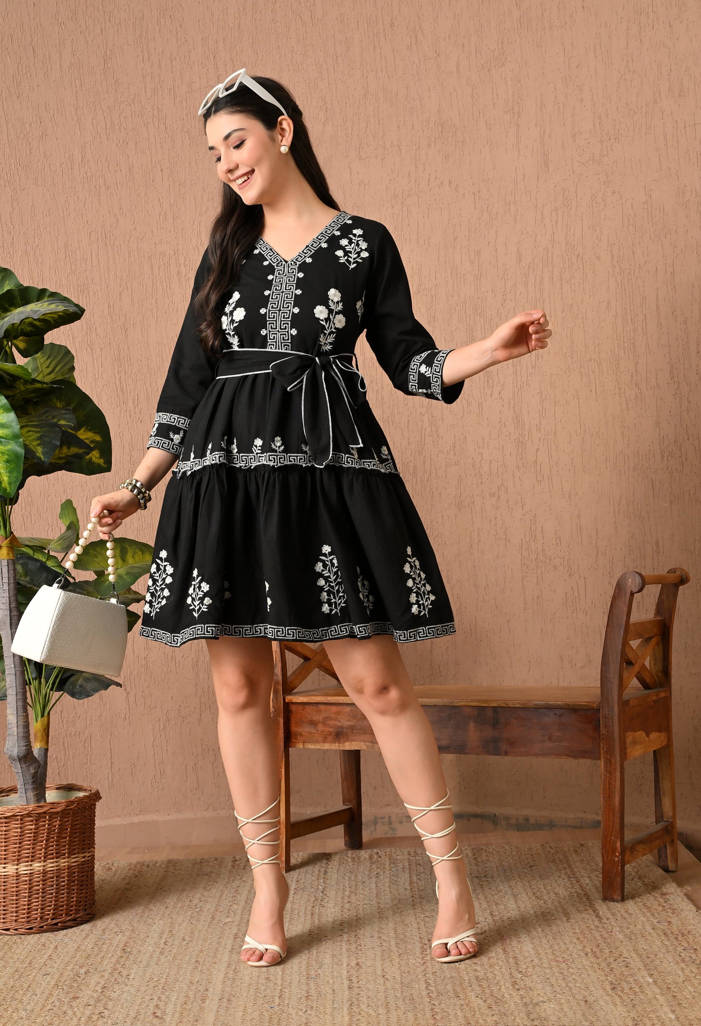 Chic Black Midi Frock Delight