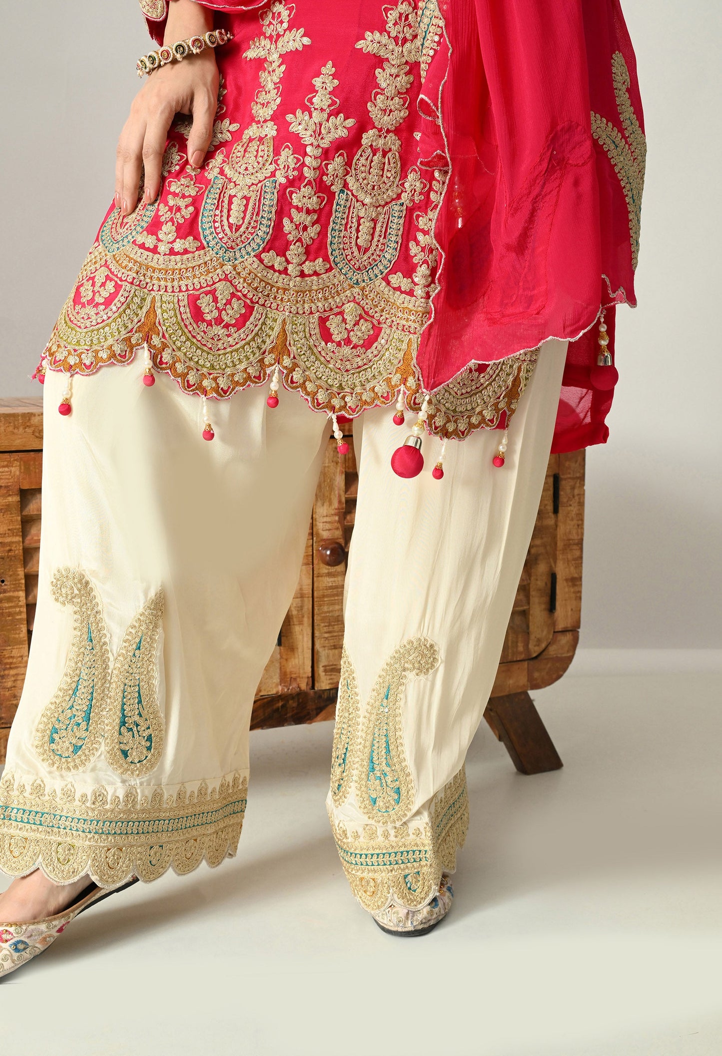 Sparkling Magenta Zari Pearl Suit