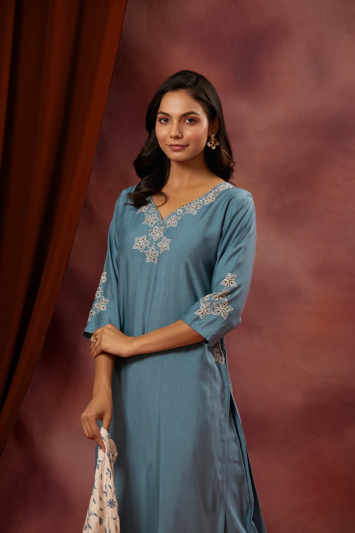 Chikankari pocket suit set